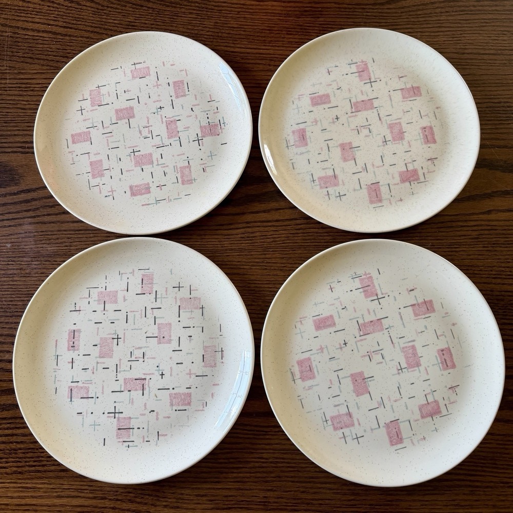 Vtg Vernon Ware Tickled Pink Dinner Plates 10" Oven And Dishwasher Safe USA